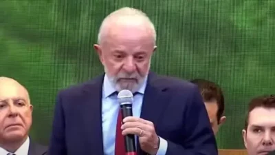 Lula liga para pai de Juliana Marins e garante apoio do Itamaraty para trazer corpo ao Brasil