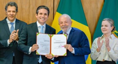 Presidente Lula assina Projeto para quem ganha até R$ 5 mil não pagar imposto de renda