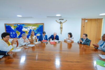 Lula assina decreto que desapropria área em benefício de quilombo no Maranhão