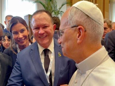 Governador Brandão participa de audiência com o papa Leão XIV, no Vaticano