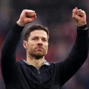 Real Madrid anuncia Xabi Alonso como substituto de Carlo Ancelotti