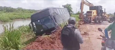 Ônibus que carregava grupo de evangélicos tomba às margens da MA-014, em Vitória do Mearim