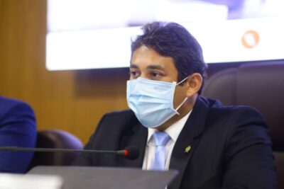“Recurso necessário para garantir a subsistência de quem faz cultura na cidade”, diz Osmar Filho sobre Auxílio Municipal destinado ao setor