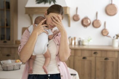 Cansadas, mas em silêncio: mães e o ciclo da exaustão