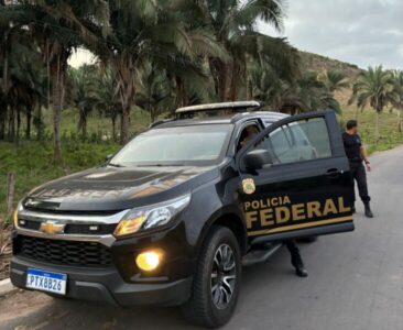 Polícia Federal abre concurso com 192 vagas e salários de até R$ 11 mil