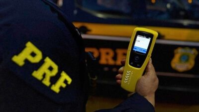 PRF flagra condutor alcoolizado após ultrapassagem proibida na BR-010, em Imperatriz (MA)