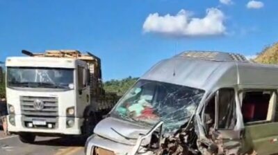 Três morrem e dois ficam feridos em acidente grave na BR-222
