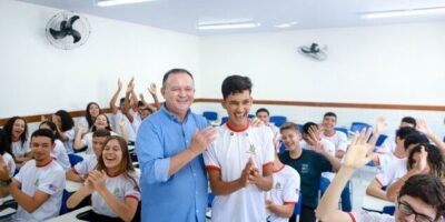 Em Presidente Dutra, Governo do Maranhão entrega reforma de escola, inaugura sistemas de abastecimento de água e autoriza reforma do Hospital Regional