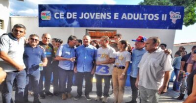 No aniversário de Imperatriz, Governo entrega reformas em escola referência na EJA e na Unidade Regional de Educação