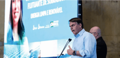 Visivelmente irritado, Bolsonaro ataca jornalistas: “eu, Johny Bravo, ganhou, porra!”