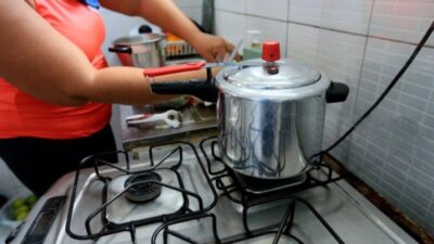 Segurança na cozinha: como usar a panela de pressão sem riscos