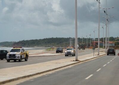 Governador Carlos Brandão libera pista para exercícios na Avenida Litorânea 3 vezes por semana