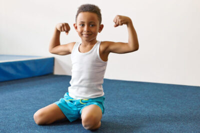Crianças e adolescentes podem fazer musculação?