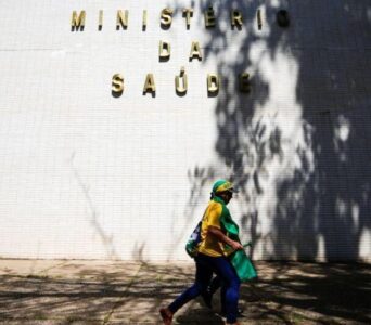 MPF abre inquérito para apurar contratos do Ministério da Saúde para compra de respiradores