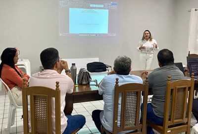 Mais integração e planejamento: Secretaria de Saúde apresenta relatório situacional das coordenações para secretários municipais