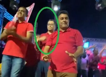 Alô, Bolsonaro, alô, ministro interino da Saúde Eduardo Pazuello: No Maranhão, secretário de Saúde que ocupa o cargo de presidente do Conass aparece sem máscara em comício do PT sambando da cara dos bestas…