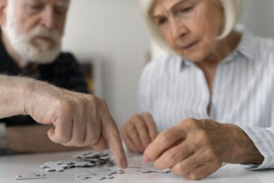 Especialistas compartilham dicas para garantir a qualidade de vida de pacientes com Alzheimer