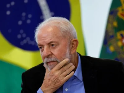 AtlasIntel: Pequisa aponta que Lula enfrenta maior desaprovação de seu mandato