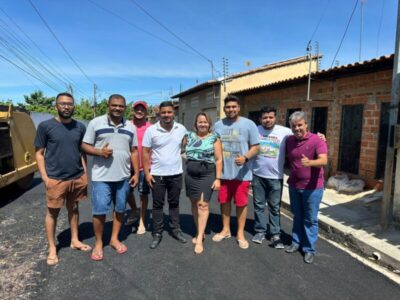 Thiago Carvalho acompanha início do asfaltamento da Rua 100 a 101 nos bairros Parque União e Bela Vista