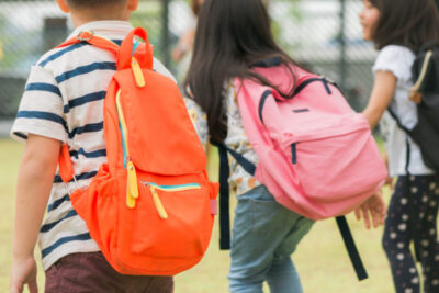 A regra dos 10%: entenda o peso ideal para a mochila dos estudantes