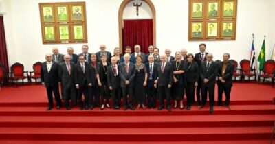 A REITORA DA UNDB CERES MURAD EMPOSSADA NA AML