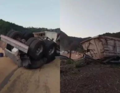 Carreta tomba em curva e condutor fica gravemente ferido na BR-222