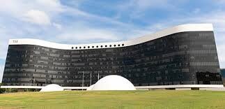 TSE inicia preparativos para as eleições de 2026, afirma ministra Cármen Lúcia