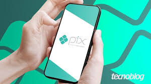 Dados de Pix e cartões de crédito entram na mira da Receita Federal