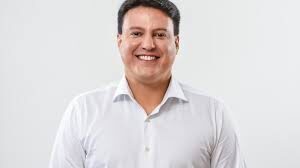 Brandão viaja para Europa e Camarão assume o comando do governo do Maranhão