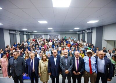 Brandão nomeia 111 professores efetivos da Uema e lança programa Universidade Aberta Intergeracional