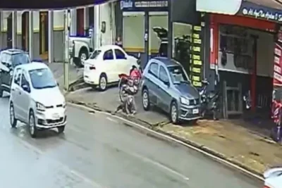 Vídeo mostra o momento em que assaltante é baleado e morto por policial à paisana