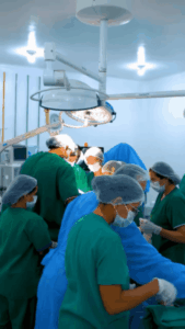 Cirurgia histórica realizada em Barreirinhas devolve esperança a jovem tetraplégico