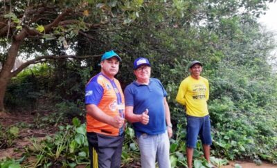 Secretário de Turismo e Meio Ambiente visita Ilha do Goiabal para avaliar o nível de assoreamento do Igarapé do Vermelho