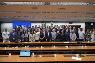 União Progressista nasce com força: União Brasil e PP oficializam federação de olho no poder em 2026!