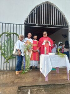 Vereador Ribamar Inácio participa ativamente das celebrações da Semana Santa ao lado da comunidade católica de Raposa