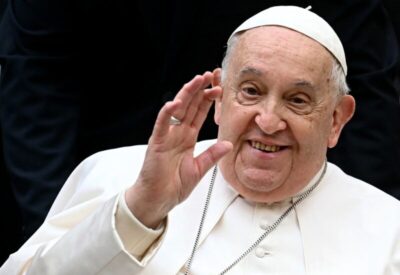 Morre o Papa Francisco, aos 88 anos, vítima de AVC e insuficiência cardíaca