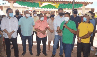 Prefeito de Peritoró, Padre Josias, entrega duas unidades de…