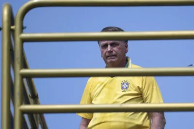 Bolsonaro será preso até outubro, preveem advogados e aliados