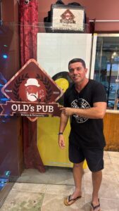 Olds Pub: o ponto de encontro perfeito para famílias e amigos em Tumtum