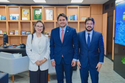 Veja Agora: Dr. Rômulo Marques anuncia a construção de casas populares em Cajapió