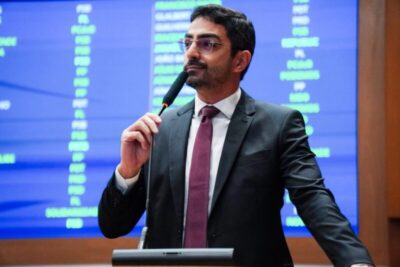Florêncio Neto rebate críticas da oposição ao programa Tô Conectado do governo do Estado