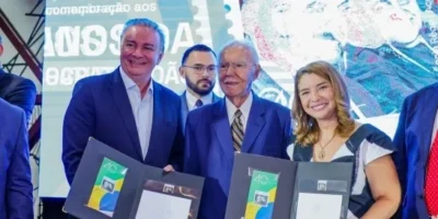 Iracema Vale participa do lançamento de selo sobre democracia