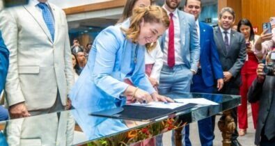 Iracema Vale reitera compromisso com independência do Parlamento durante posse como presidente da Alema