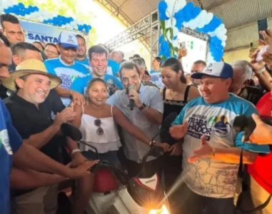 Dr. Hilton Gonçalo participa da Festa do Trabalhador em Bacabeira e Santa Rita ao lado do deputado Ariston