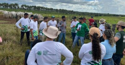 Curso de Zootecnia do SENAR realiza aula de campo na Fazenda Farias, em Bom Lugar