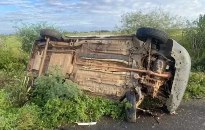 Grave acidente entre ambulância e trator deixa cinco pessoa feridas em rodovia de Sergipe