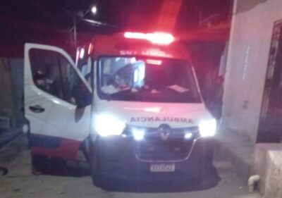 Um homem identificado como Rudes Eletricista foi atingido por disparo de arma de fogo na Rua Salustiano Brito, no bairro São Benedito, em São José de Ribamar.