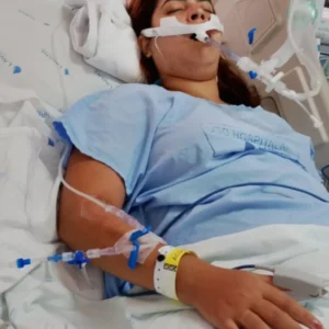 Enfermeira do Maranhão alerta sobre riscos do cigarro eletrônico após ser internada e entubada em UTI de hospital