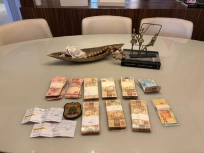 Ação da PF no MA apreendeu carros, jóias, R$ 54 mil em espécie e um cheque de R$ 300 mil