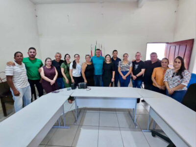 Câmara concede licença a prefeito que matou PM, com direito a salário de R$ 13 mil e empossa a vice